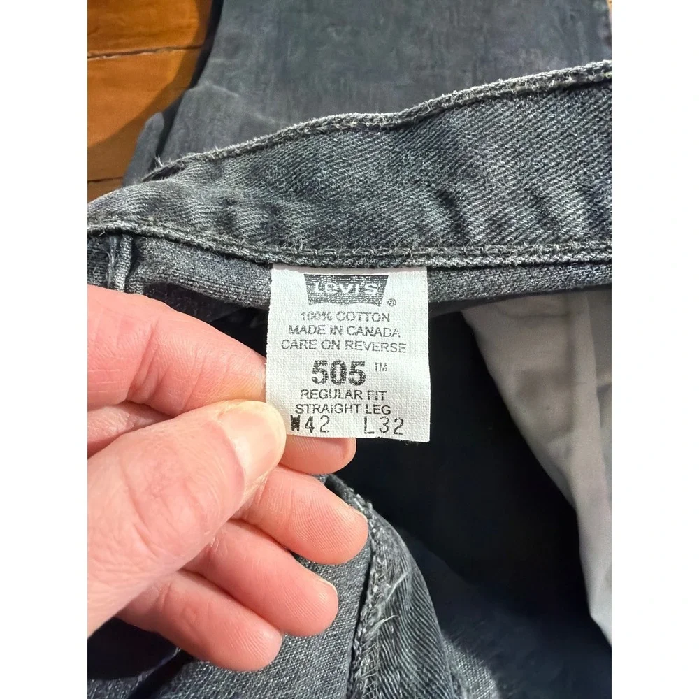 Vintage Levi's 505 Regular Fit Straight Leg Jeans Mens‎ 42x32 Faded Black Grunge